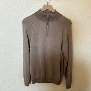 Tahari men’s quarter zip sweater medium
